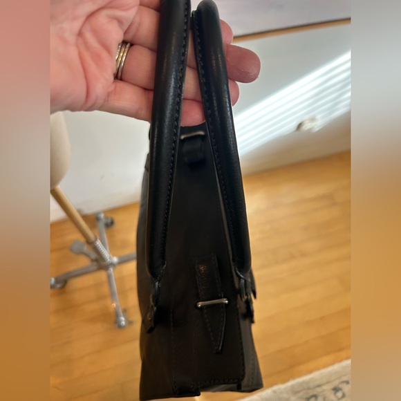 TODS Vintage Black Italian Leather Ring-Handled Satchel - Picture 15 of 16